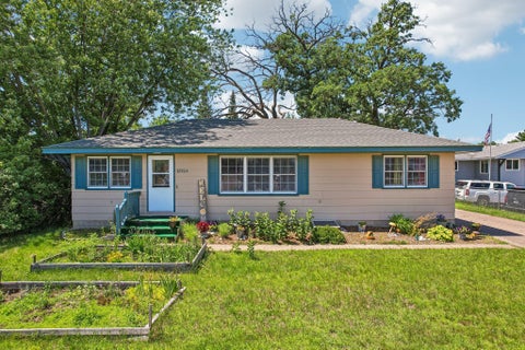 Homes For Sale - 38804 8th Avenue<br/> North Branch, MN 55056