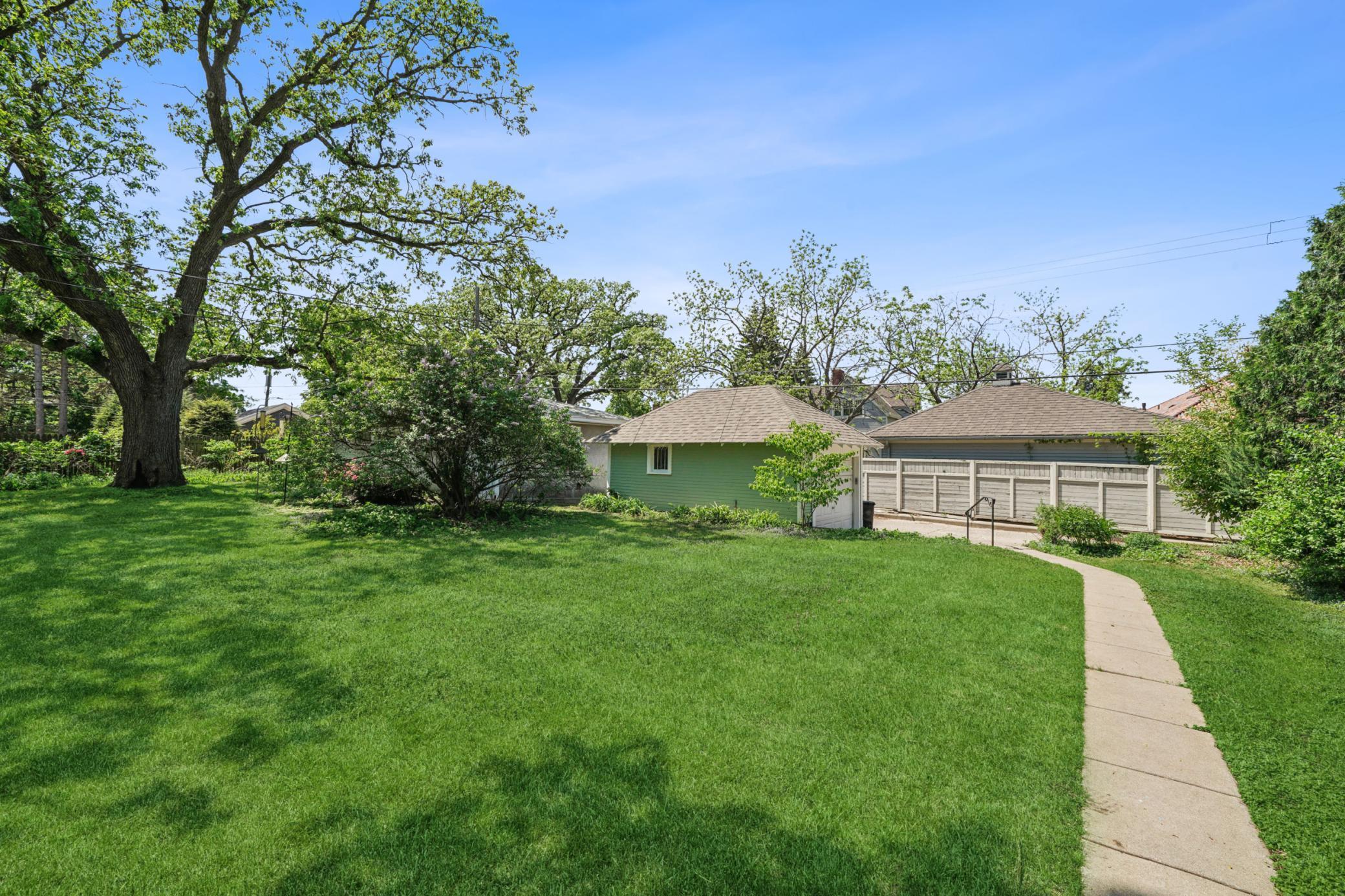 2400 Lake Place, Minneapolis, Minnesota image 47
