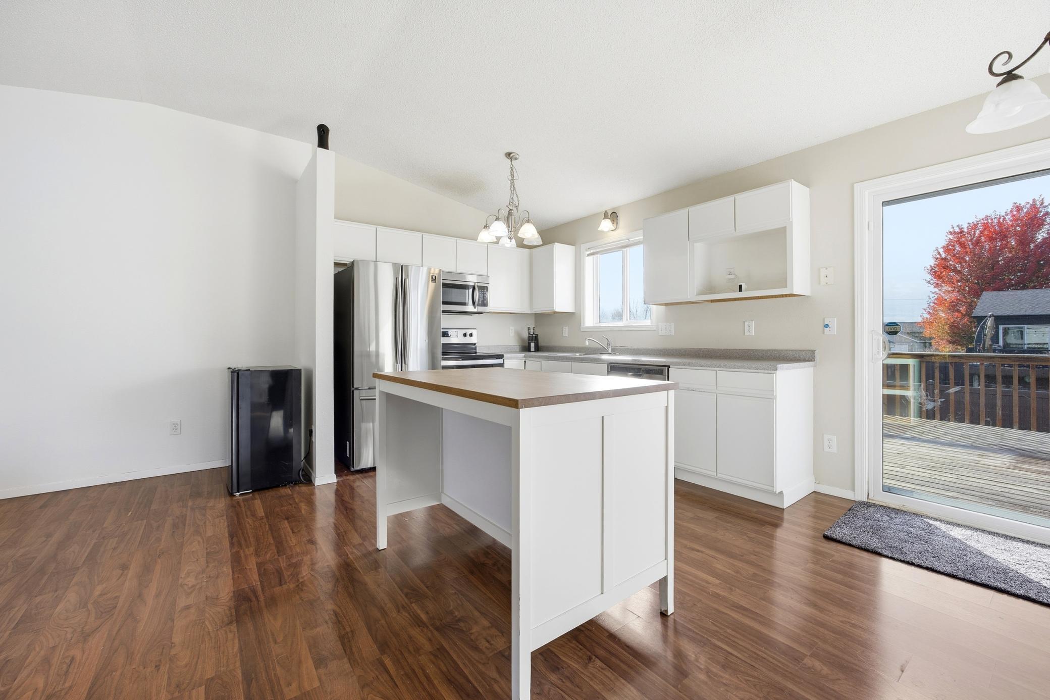 West Fargo, North Dakota 58078, United States, 3 Bedrooms Bedrooms, ,2 BathroomsBathrooms,Residential,Active,231961