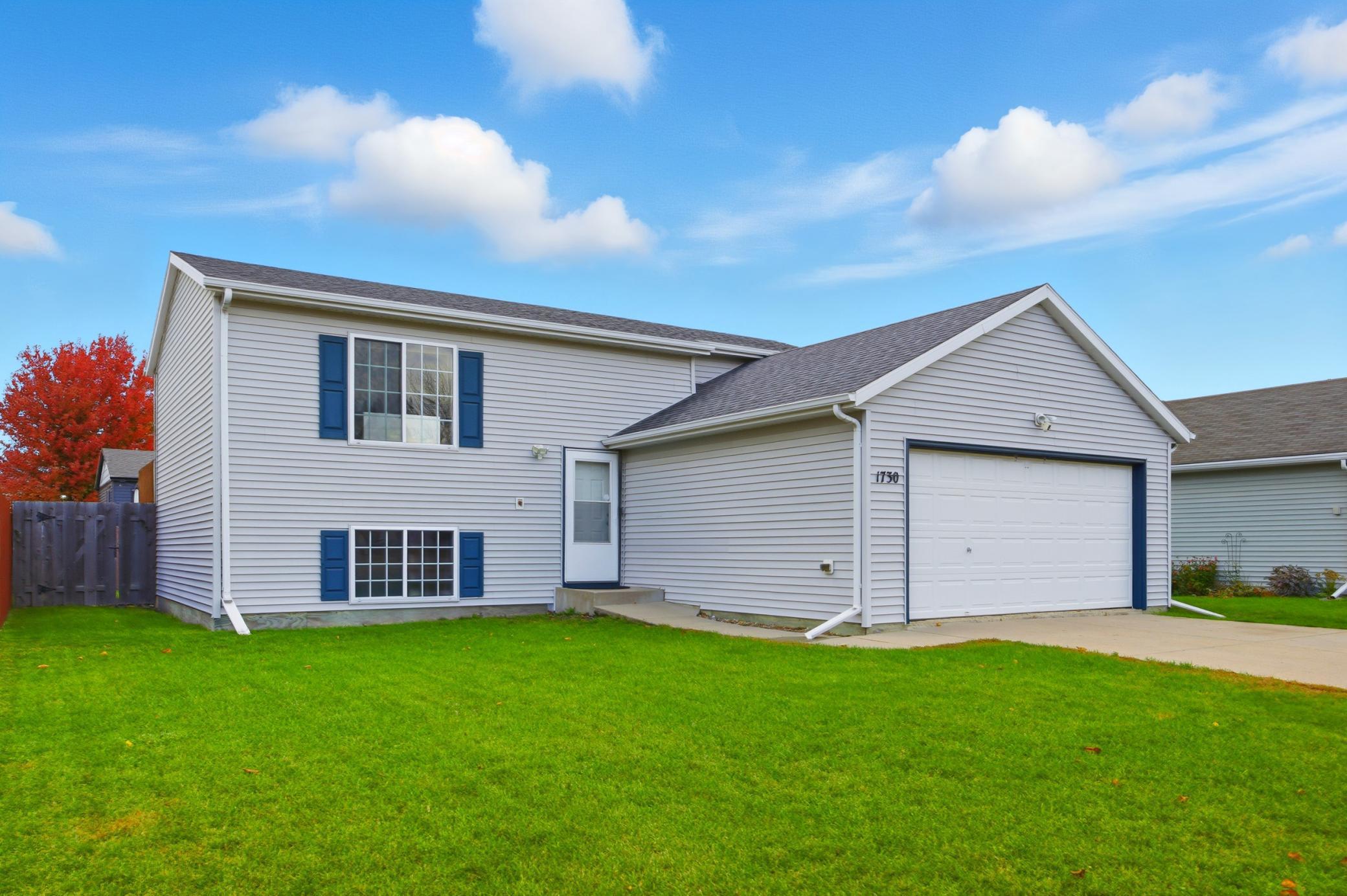 West Fargo, North Dakota 58078, United States, 3 Bedrooms Bedrooms, ,2 BathroomsBathrooms,Residential,Active,231961