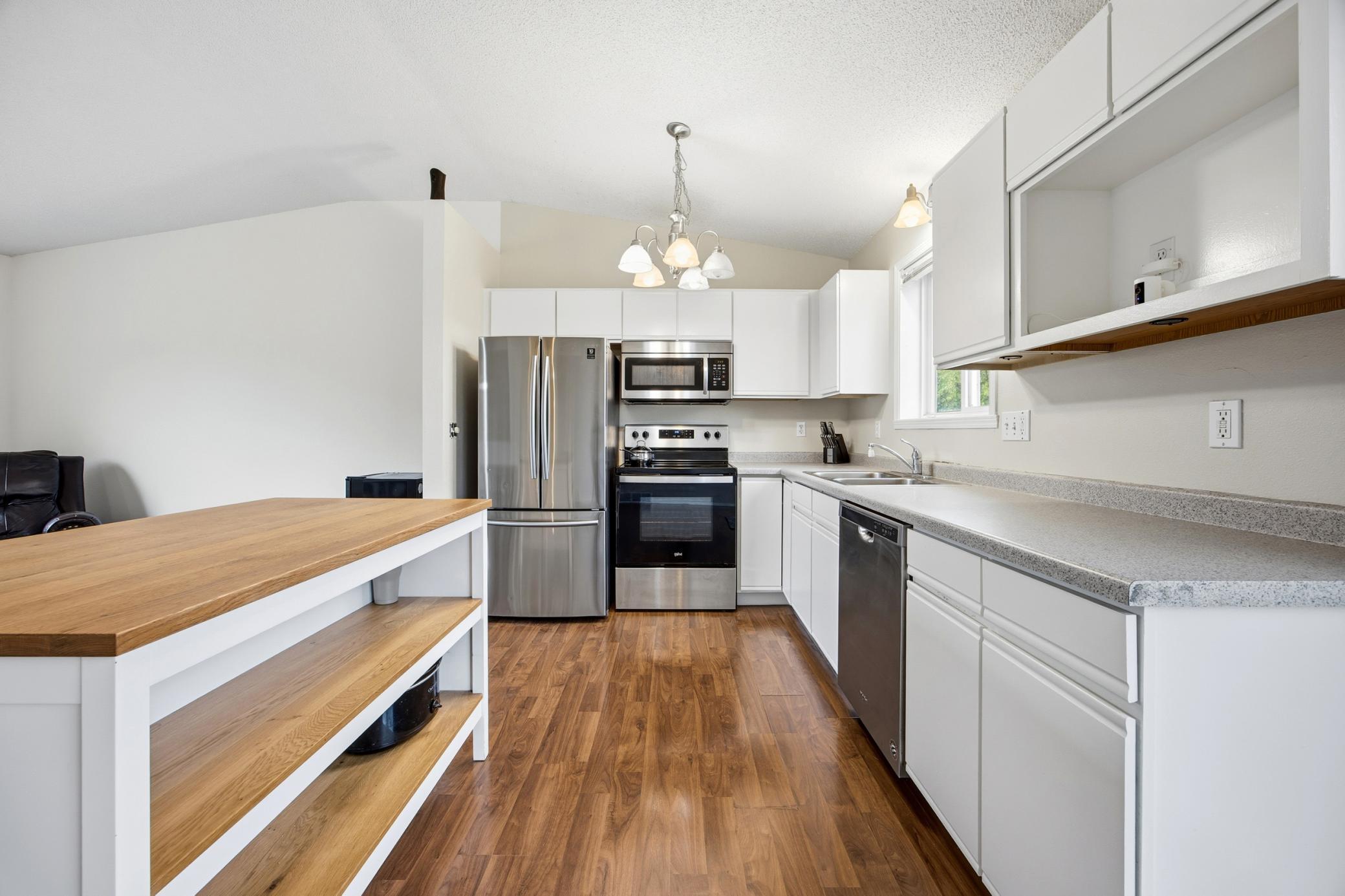 West Fargo, North Dakota 58078, United States, 3 Bedrooms Bedrooms, ,2 BathroomsBathrooms,Residential,Active,231961