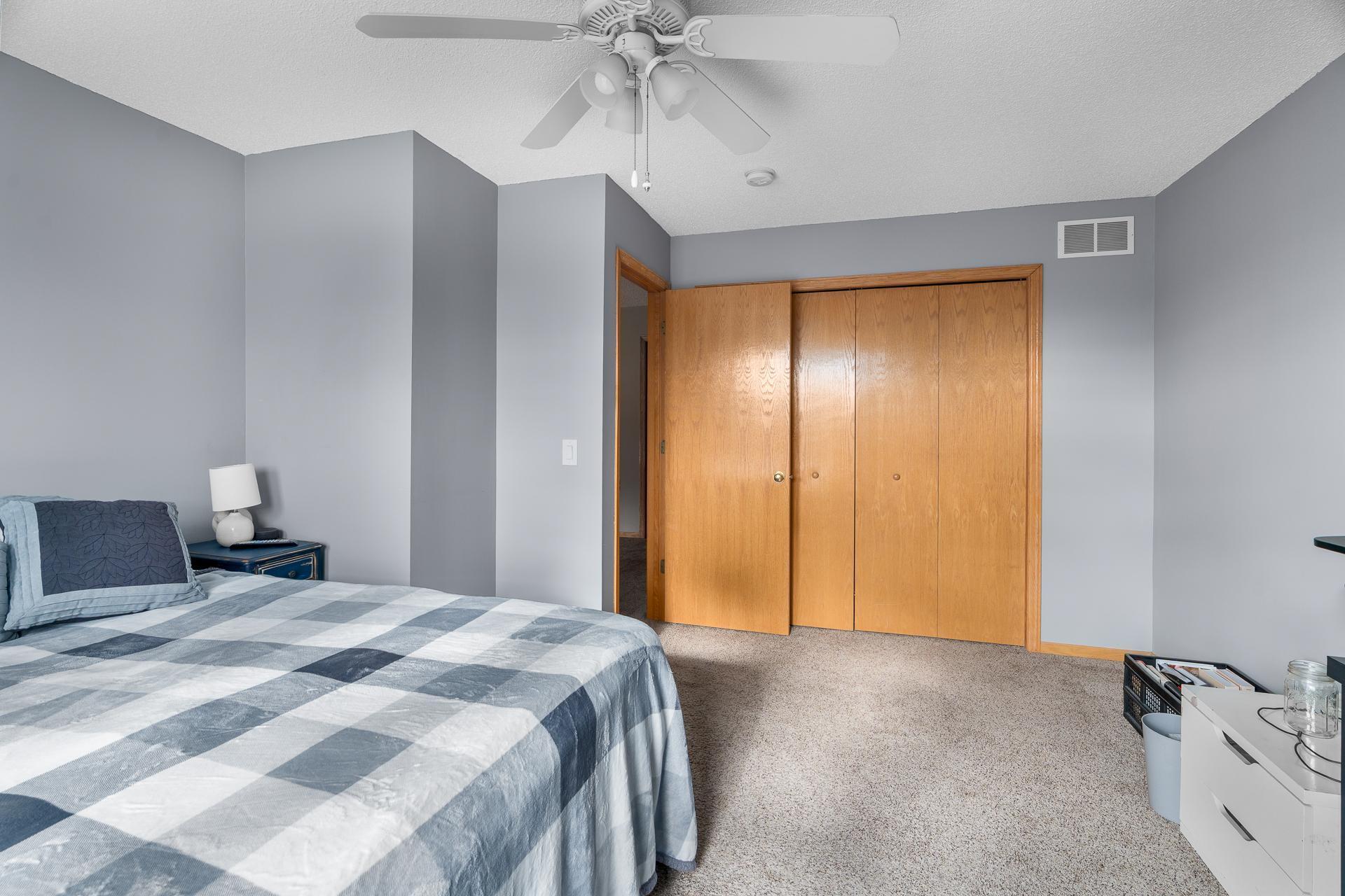 428 Hickory Lane, Saint Paul, Minnesota image 34