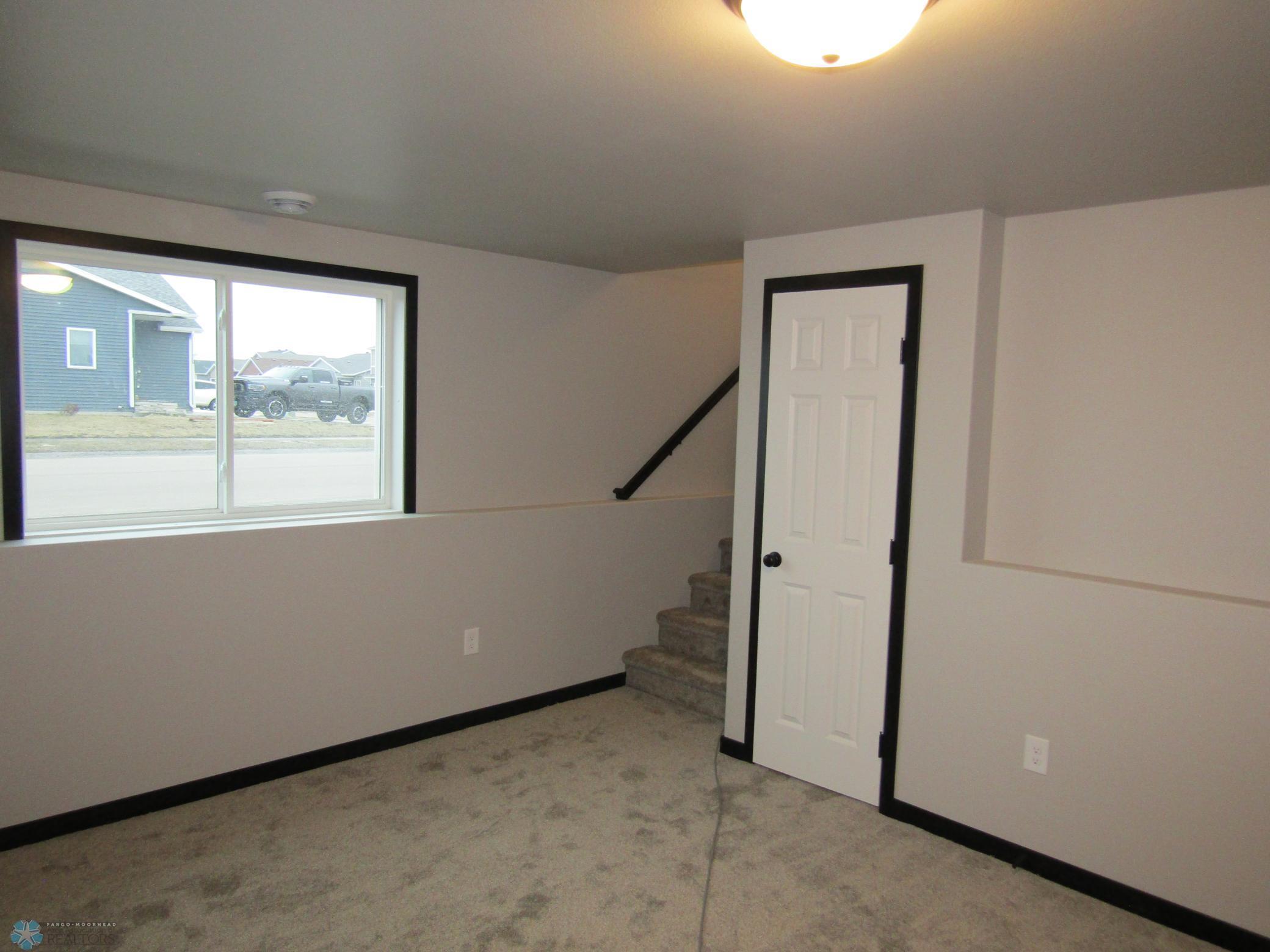 4474 19 Street, Moorhead, Minnesota image 6