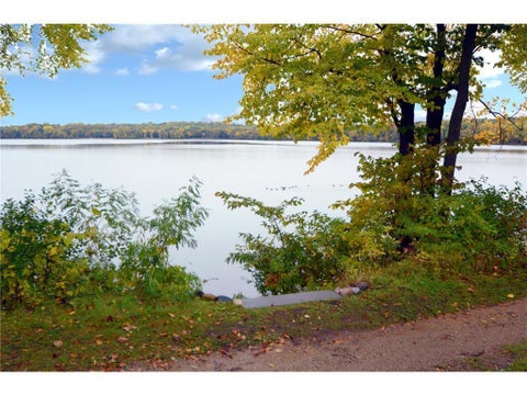Homes For Rent - 1 Raccoon Road<br/> Ramsey County, Saint Paul, MN 55127