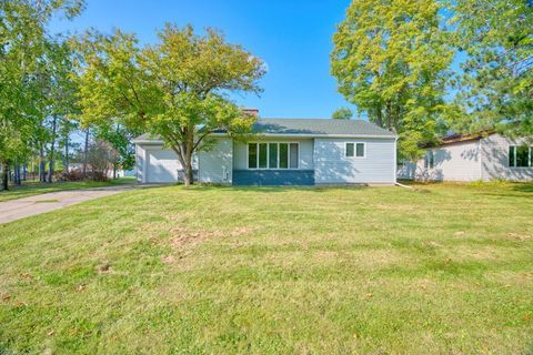 Homes For Sale - 14 E 4th Avenue<br/> Saint Louis County, Aurora, MN 55705