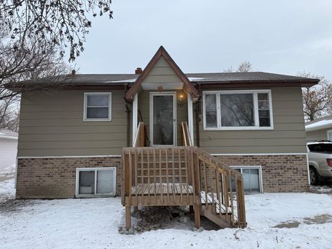 Multifamily For Sale - 717 26th Street<br/> Fargo, ND 58102