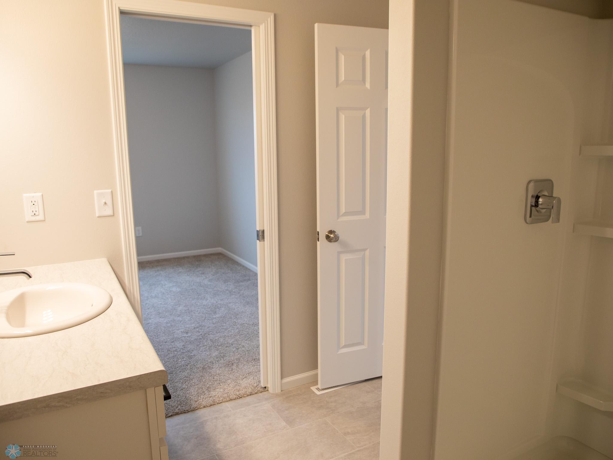 1265 Rachel Drive, West Fargo, North Dakota image 20