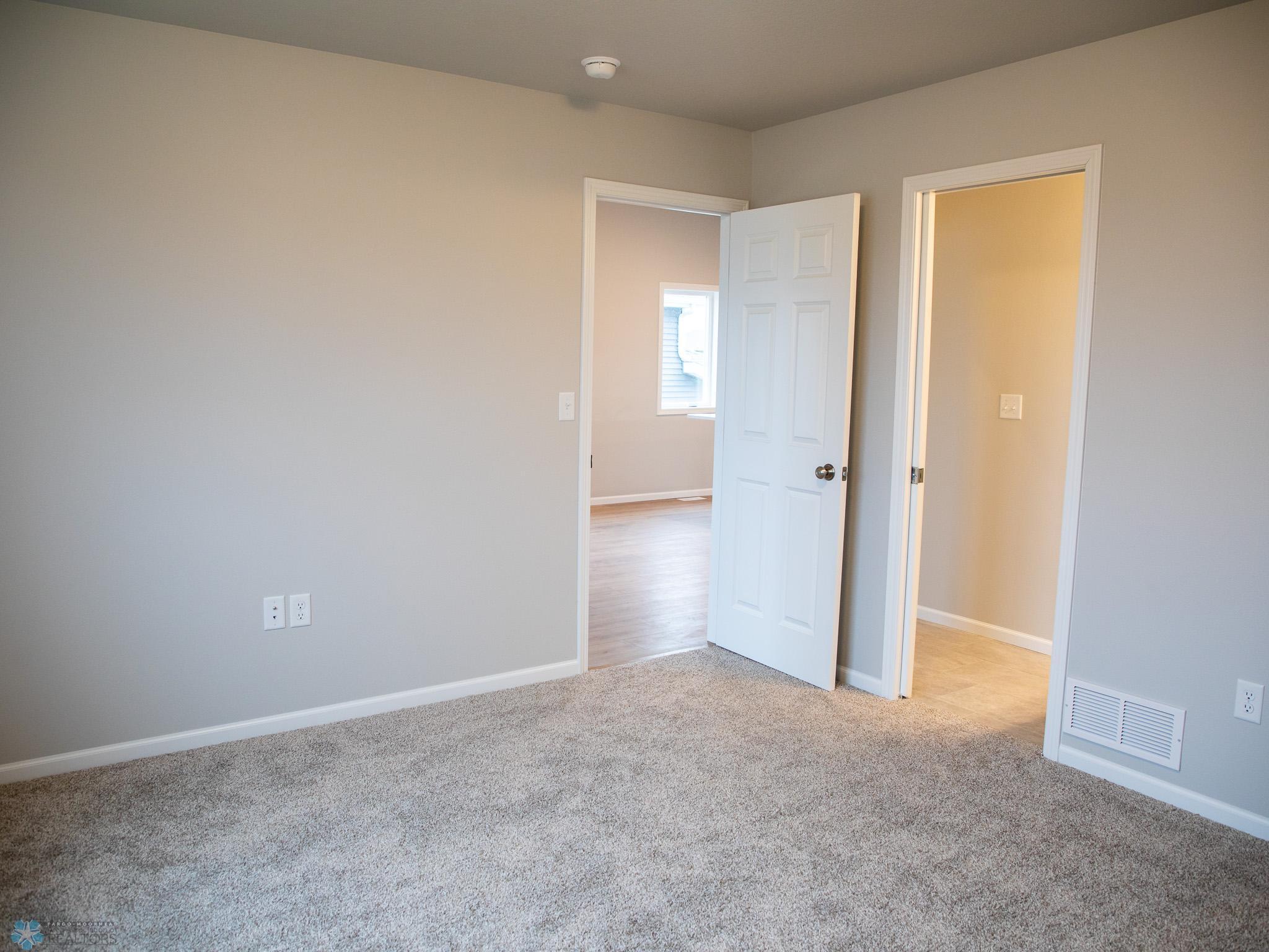 1265 Rachel Drive, West Fargo, North Dakota image 22