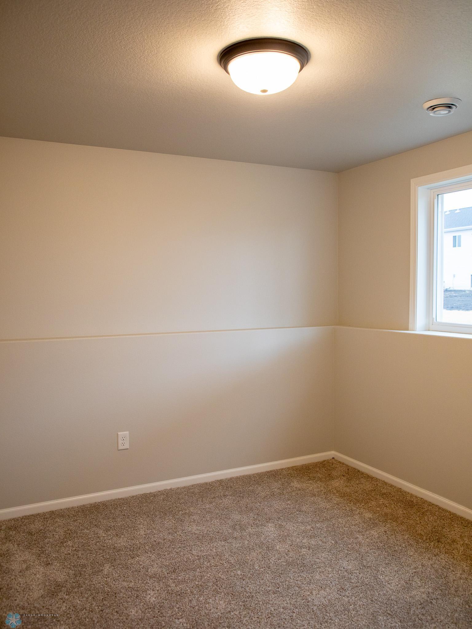 1265 Rachel Drive, West Fargo, North Dakota image 31