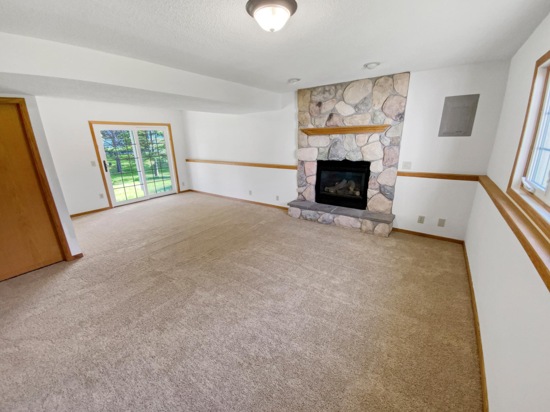 1213 Parkwood Court, Burnsville, Minnesota image 19