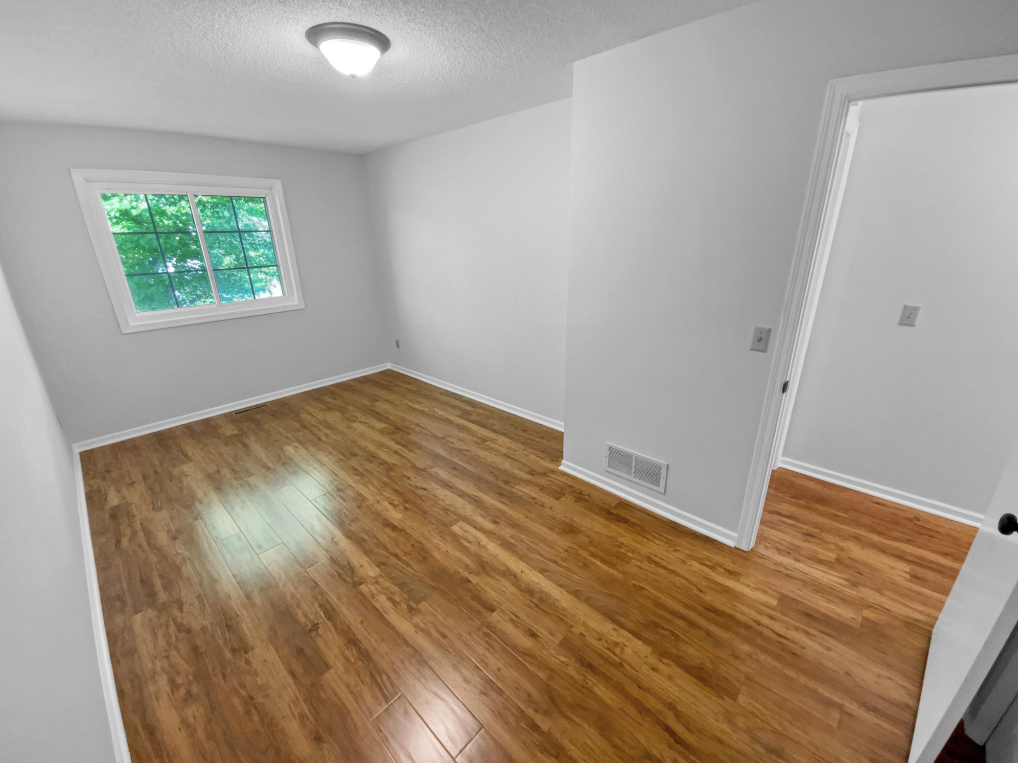 1213 Parkwood Court, Burnsville, Minnesota image 15