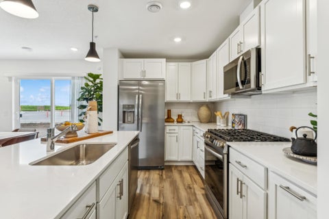 Townhouse For Sale - 5351 Long Pointe Pass<br/> Woodbury, MN 55129