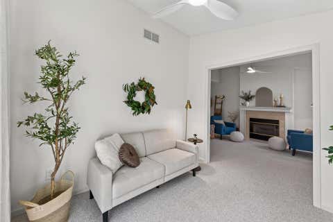 Townhouse For Sale - 9887 Tamarack Cove<br/> Saint Paul, MN 55125