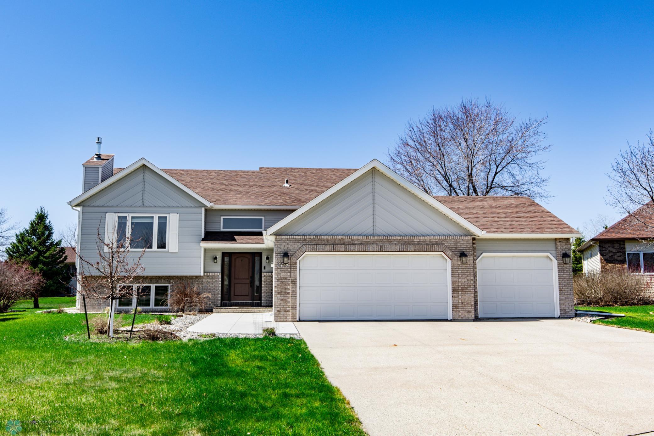 2715 33rd Street, Fargo, North Dakota image 1