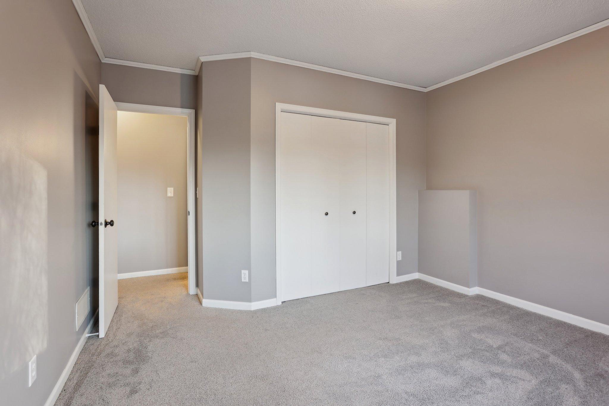 9646 Brookview Court, Woodbury, Minnesota image 33