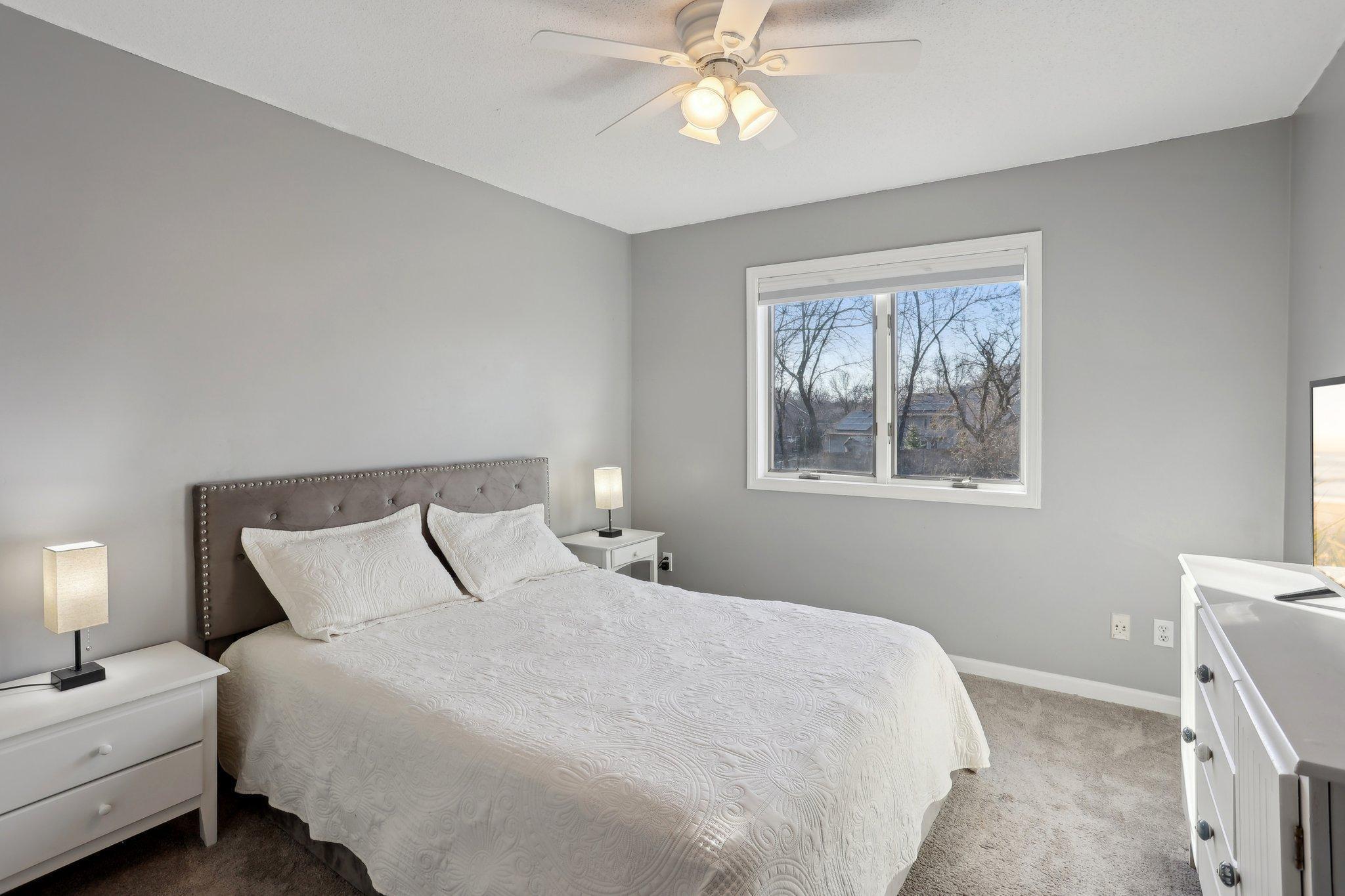 9646 Brookview Court, Woodbury, Minnesota image 23