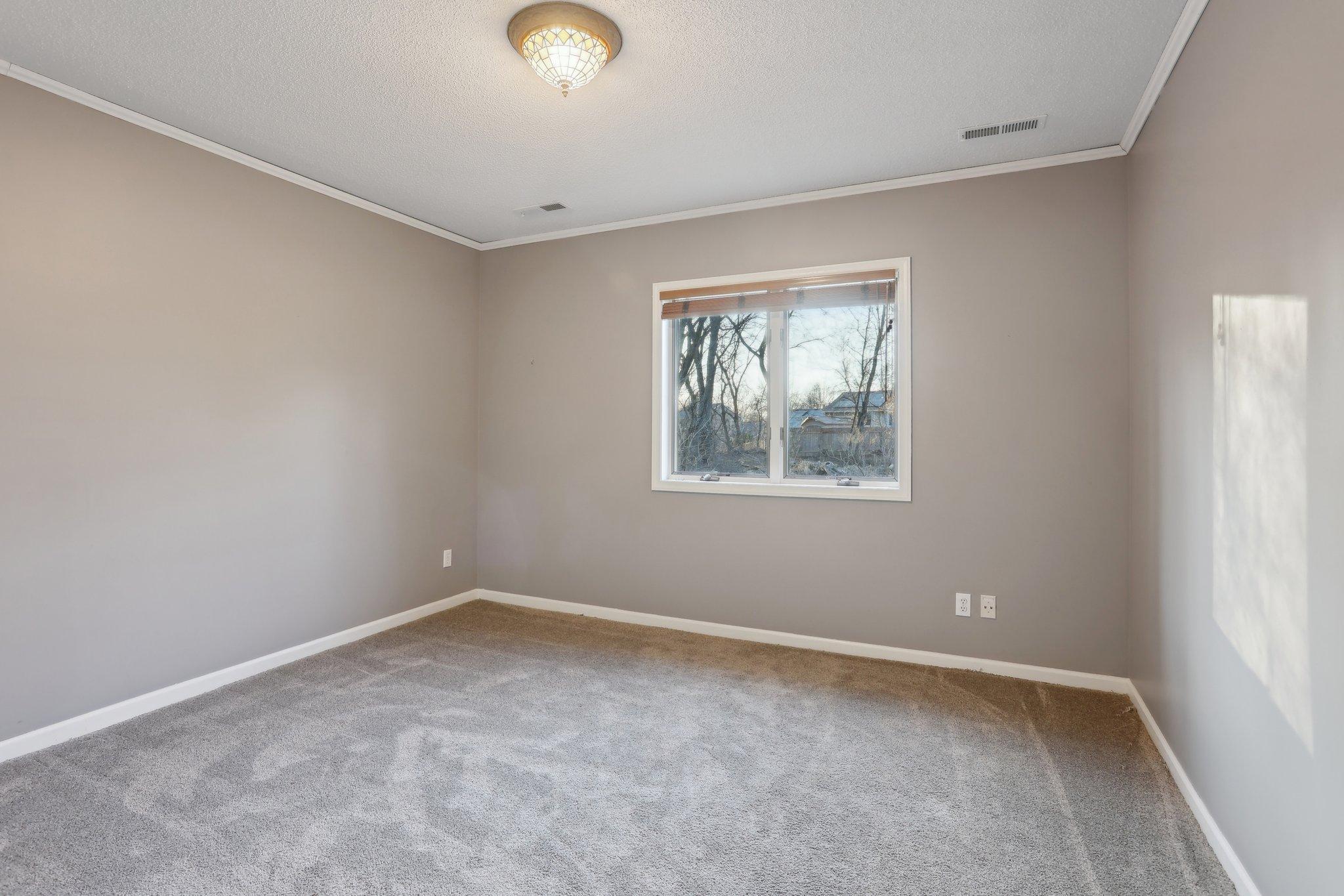 9646 Brookview Court, Woodbury, Minnesota image 32
