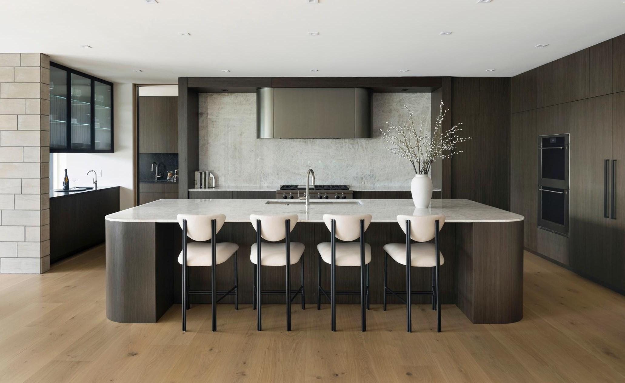 254 Bushaway Road, Wayzata, Minnesota image 12