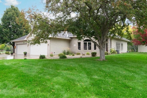 Townhouse For Sale - 12133 Bluebird Circle<br/> Coon Rapids, MN 55448