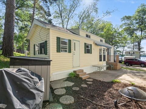Homes For Sale - 15827 Wilderness Trail Trl<br/> Crow Wing County, Crosslake, MN 56442