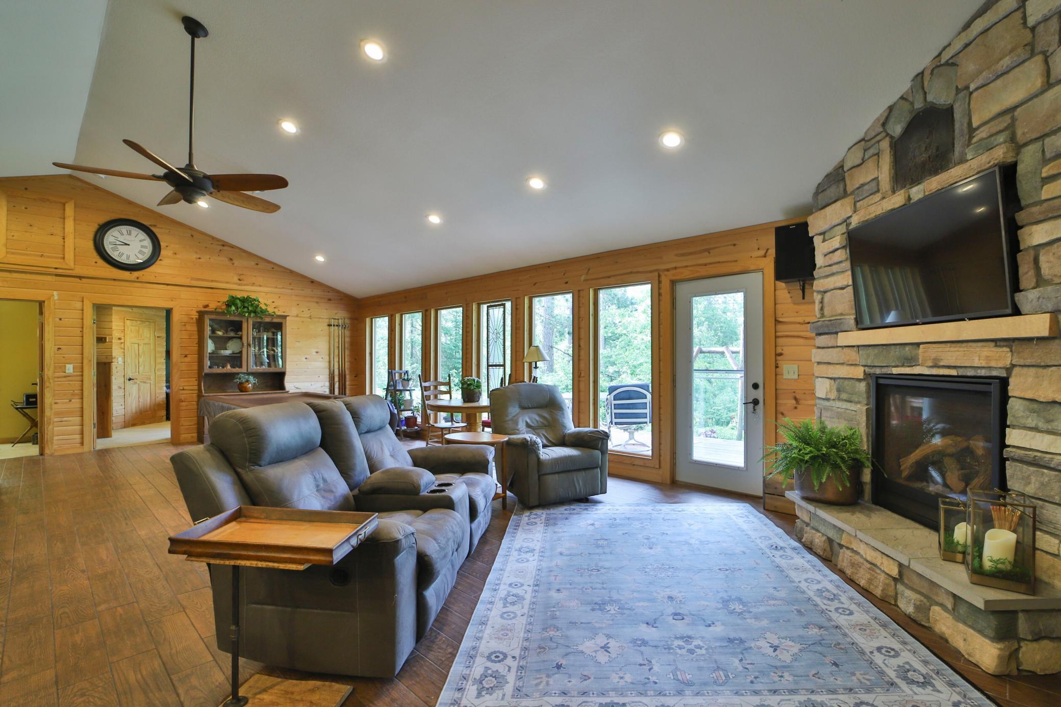 21097 Gilmer Road, Crosby, Minnesota image 11
