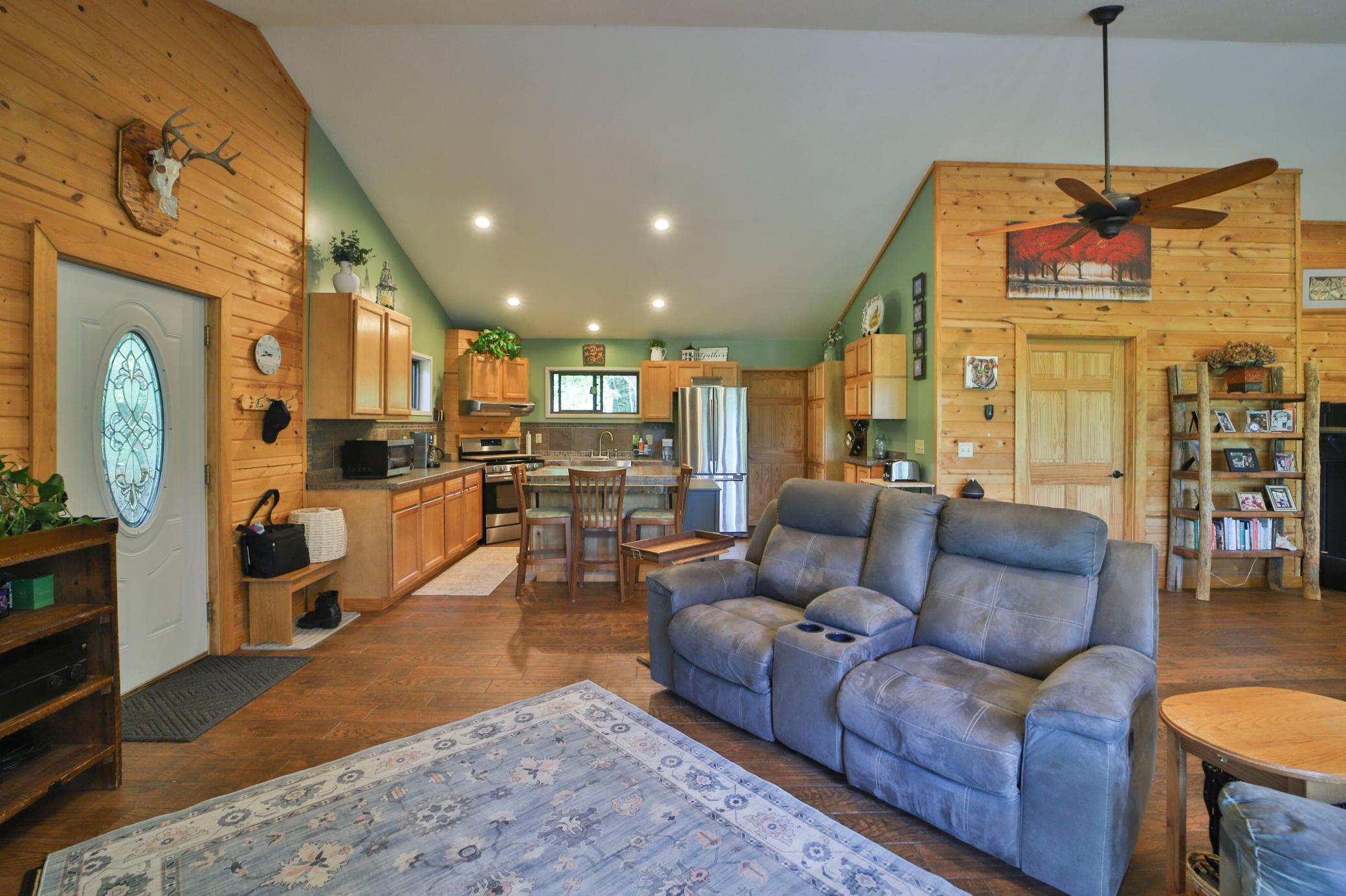 21097 Gilmer Road, Crosby, Minnesota image 9