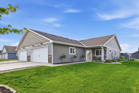Homes For Sale - 1704 11th Street<br/> Buffalo, MN 55313
