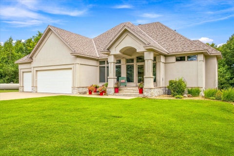 Homes For Sale - 35475 Palisade Drive<br/> Cambridge, MN 55008