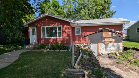 Homes For Sale - 781 4th Avenue<br/> Wells, MN 56097