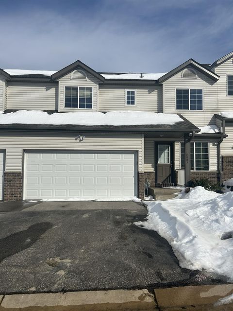 Homes For Sale - 1027 Petra Court Sw Ct<br/> Pine Island, MN 55963