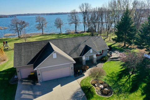 Homes For Sale - 7585 12th Street<br/> Kandiyohi County, Willmar, MN 56201