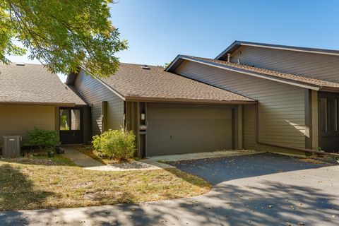 Townhouse For Sale - 1251 19th Avenue<br/> Rochester, MN 55906