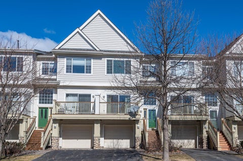 Townhouse For Sale - 13944 52nd Avenue<br/> Minneapolis, MN 55446
