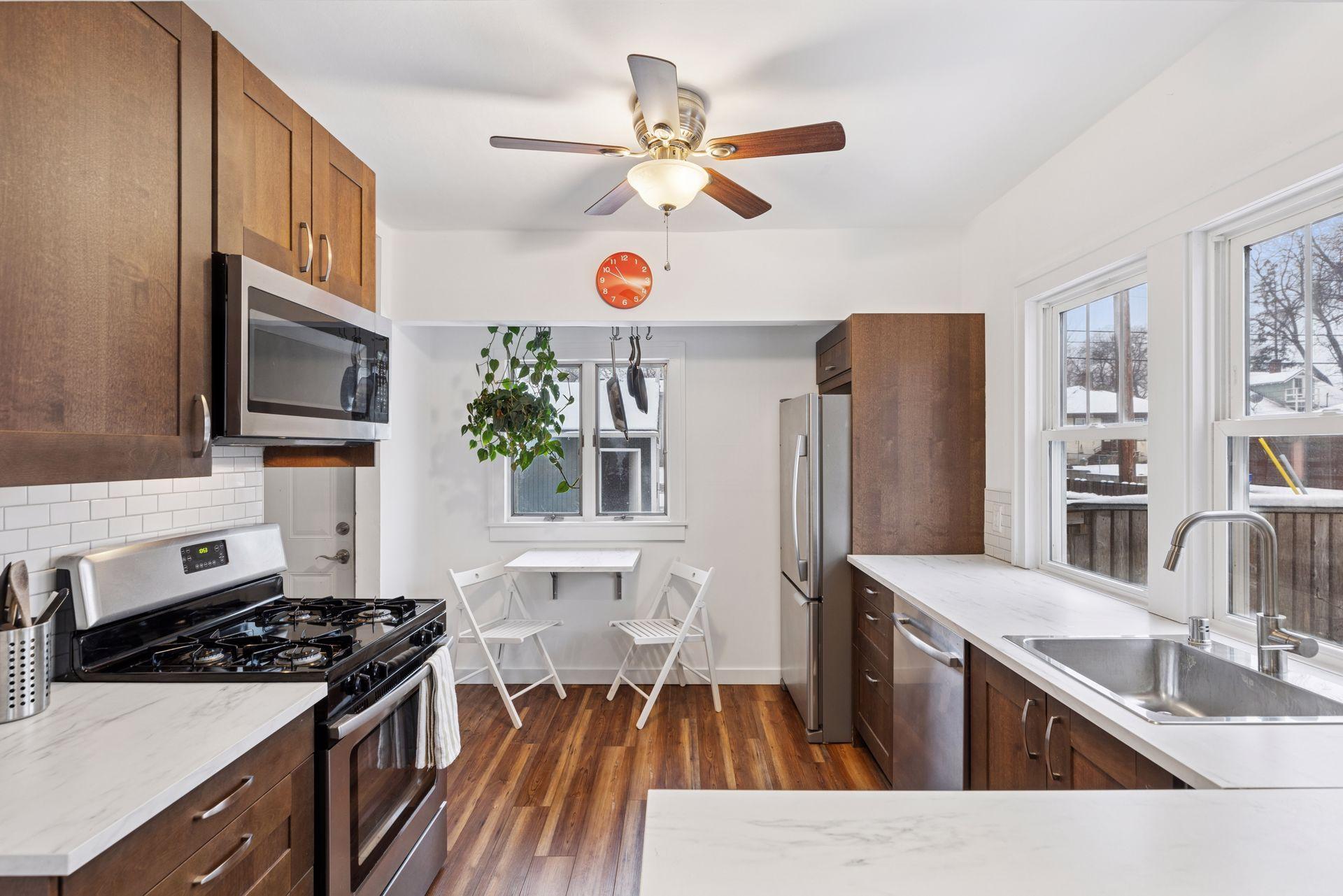 1696 W James Avenue, Saint Paul, Minnesota image 12
