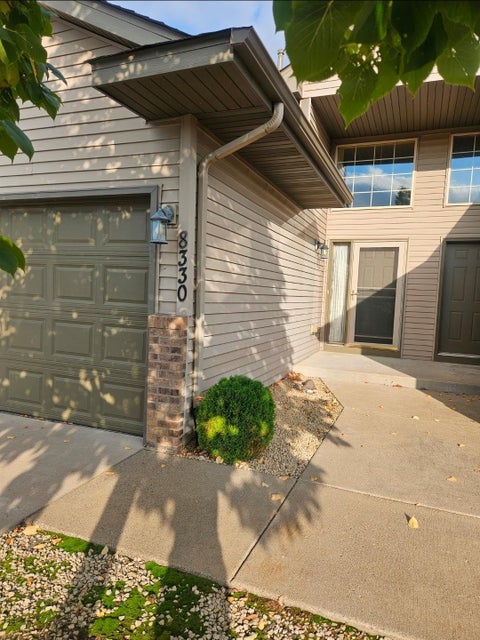 Townhouse For Sale - 8330 Parkview Avenue<br/> Elk River, MN 55330