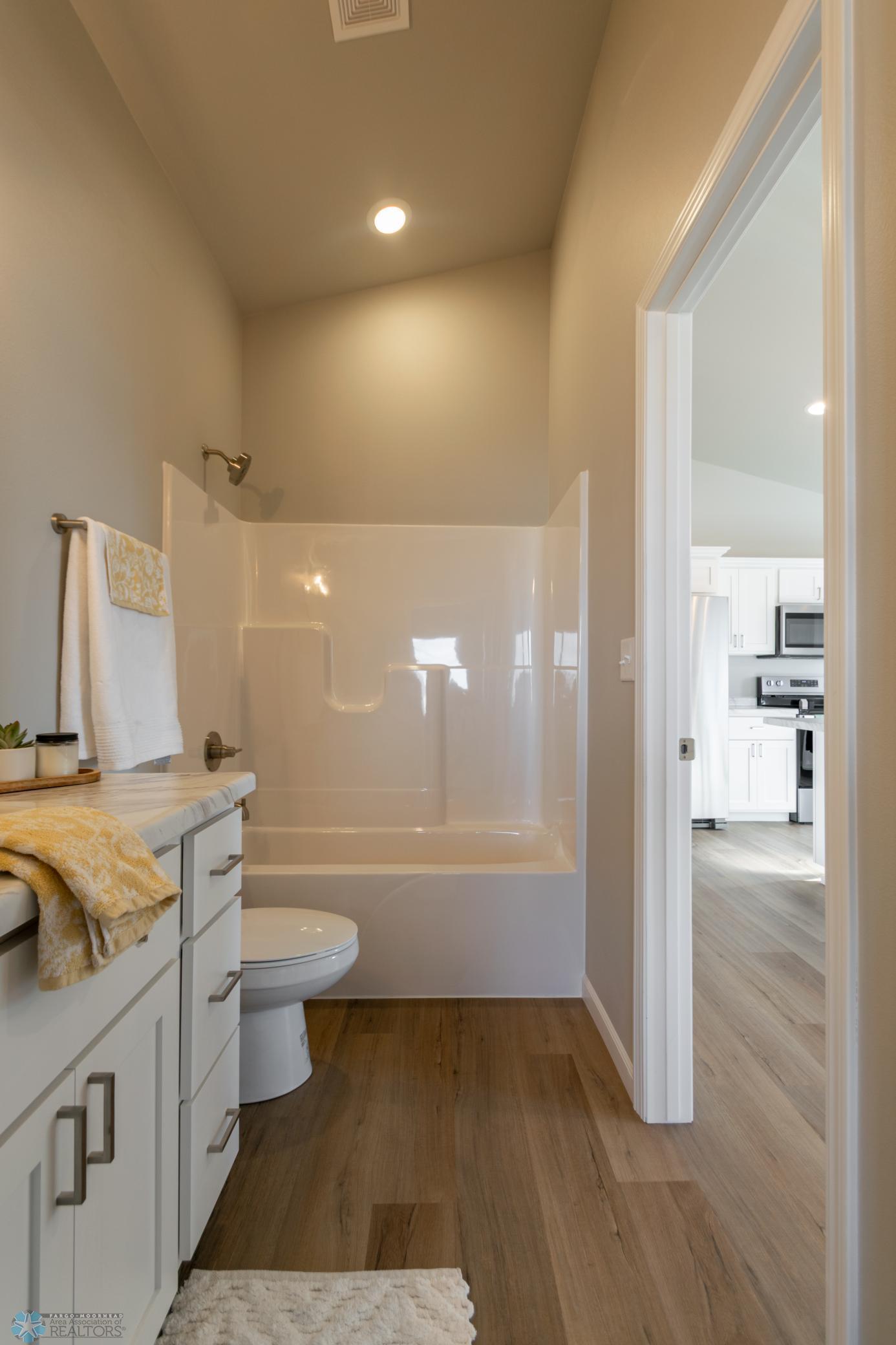 1305 Marlys Drive, West Fargo, North Dakota image 23