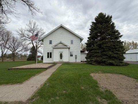 Homes For Sale - 312 W Luverne Street<br/> Rock County, Magnolia, MN 56158