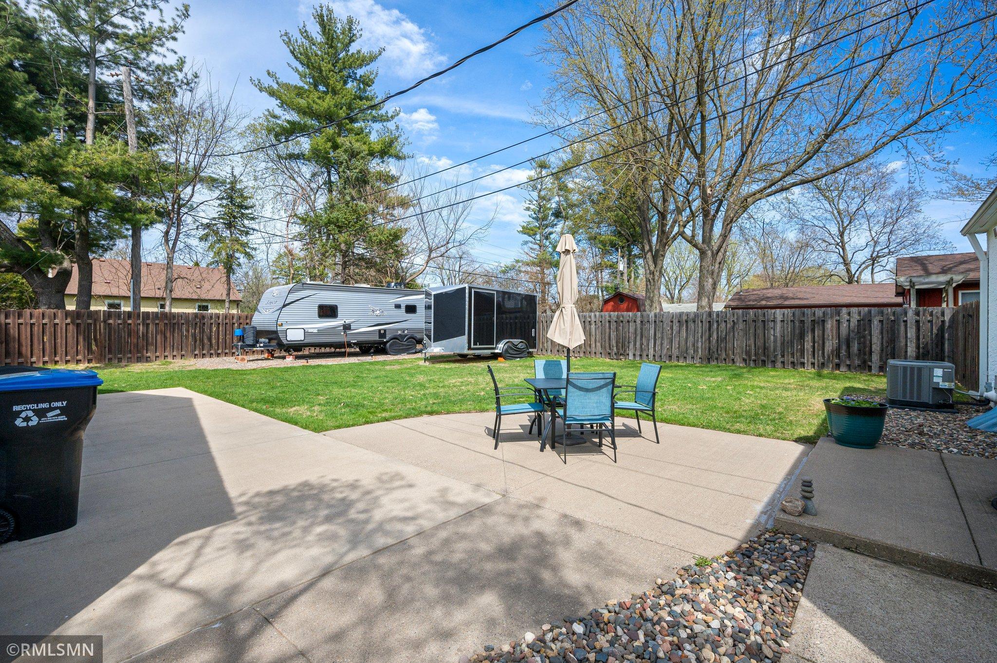 971 Lovell Avenue, Roseville, Minnesota image 5