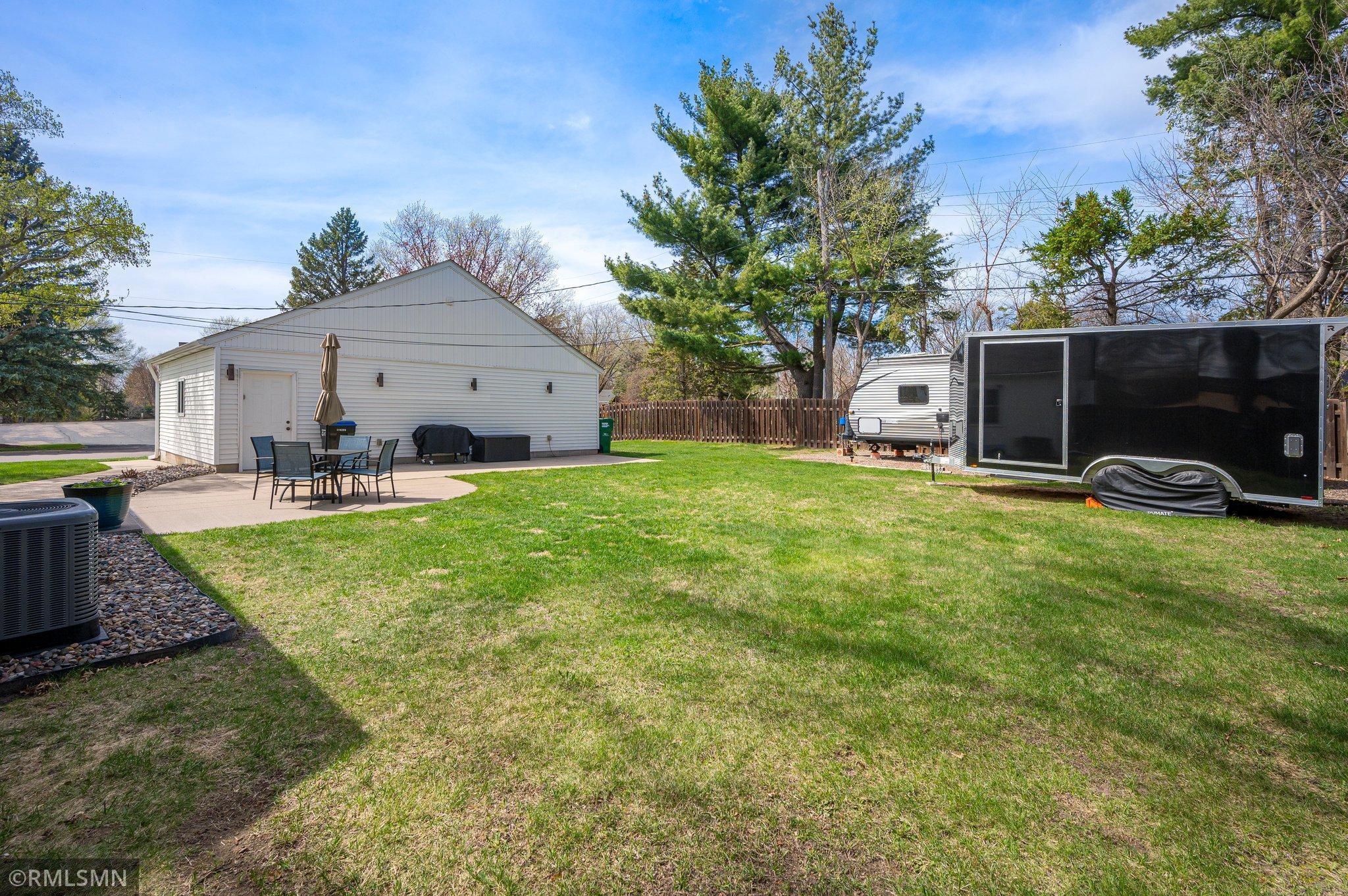 971 Lovell Avenue, Roseville, Minnesota image 21