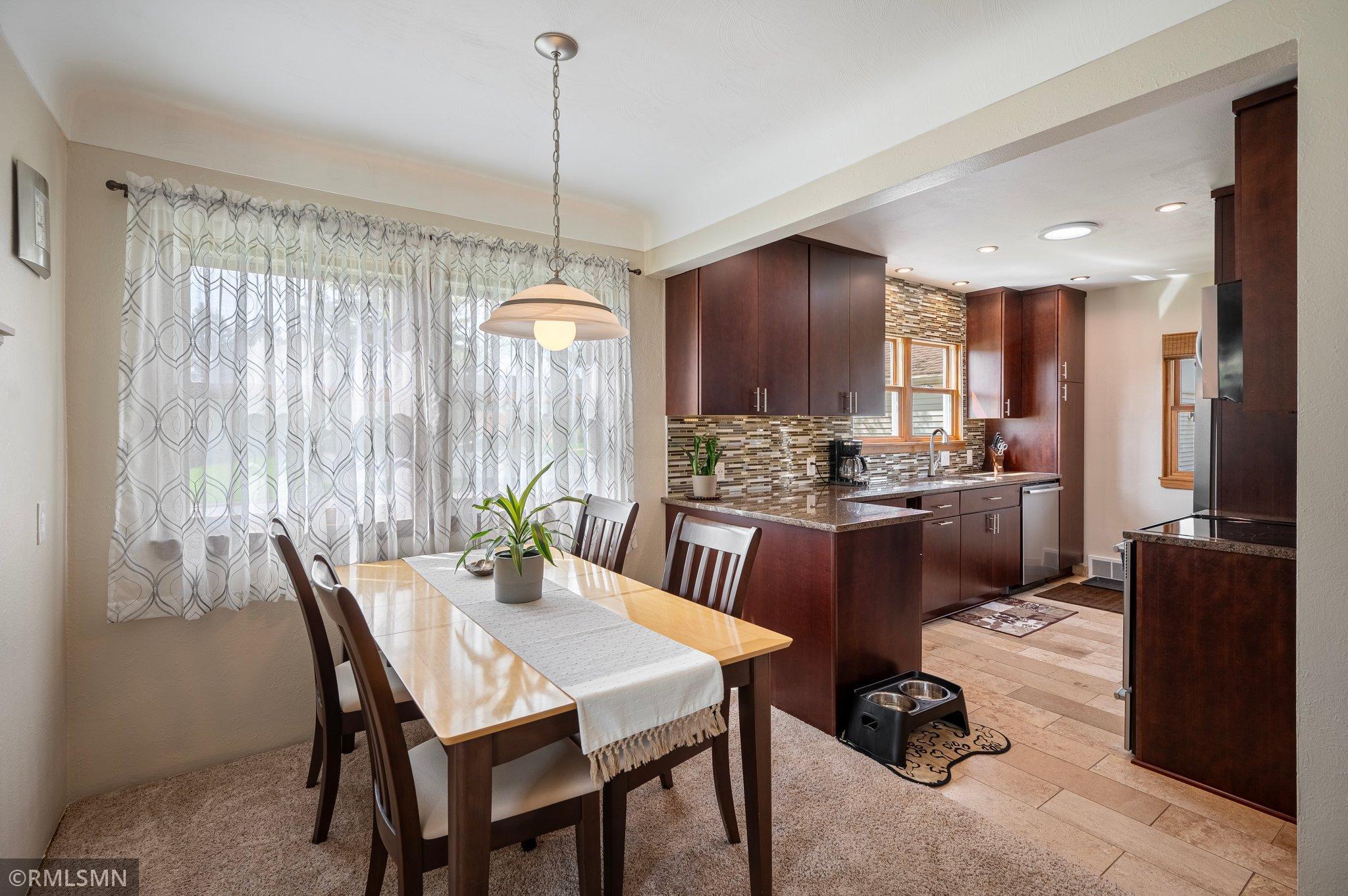 971 Lovell Avenue, Roseville, Minnesota image 6