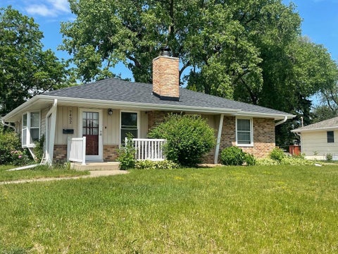 Homes For Sale - 7432 Bloomington Avenue<br/> Minneapolis, MN 55423
