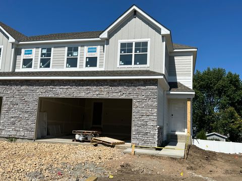 Townhouse For Sale - 10999 203rd Street<br/> Dakota County, Lakeville, MN 55044