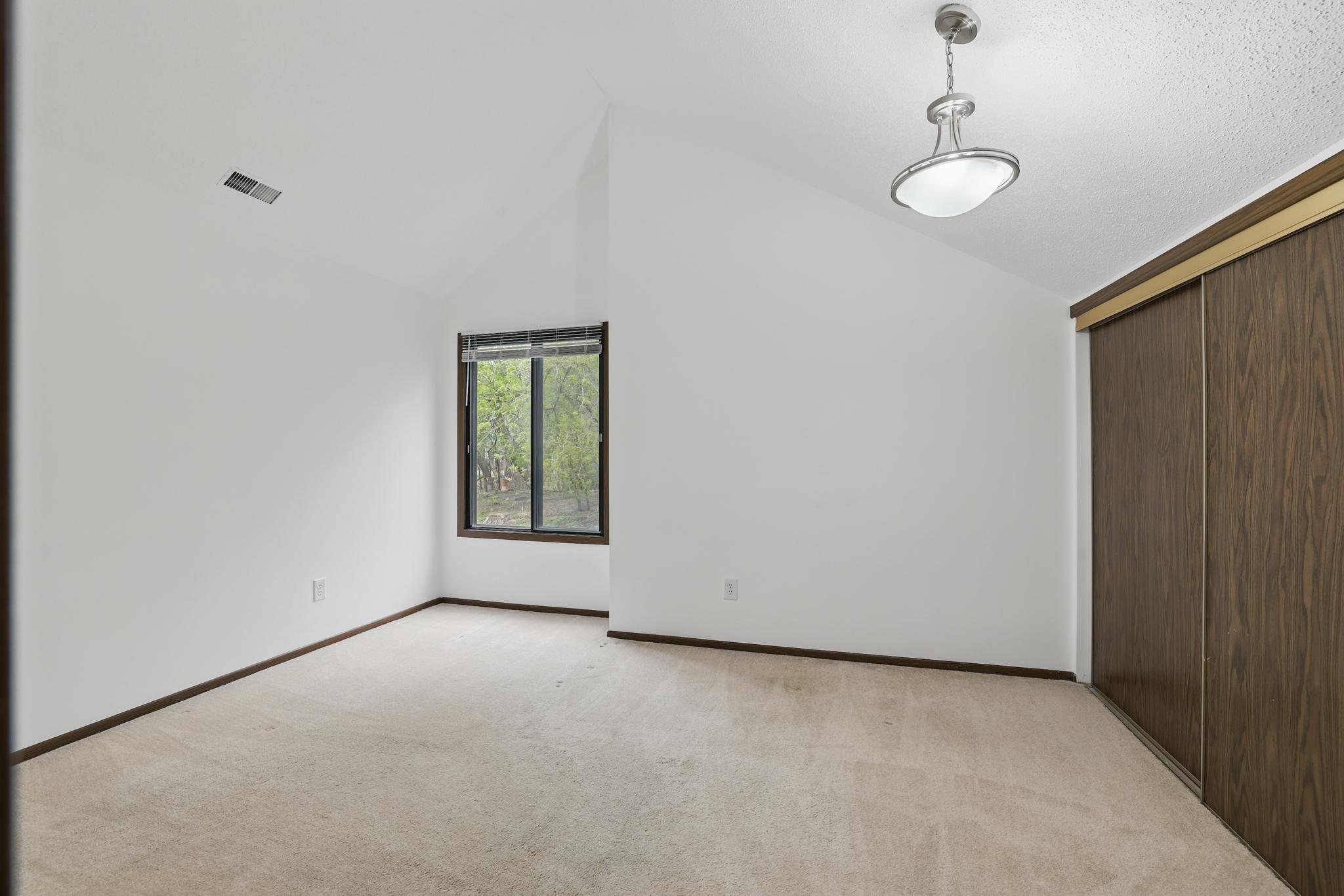 17919 Comstock Road, Minnetonka, Minnesota image 15