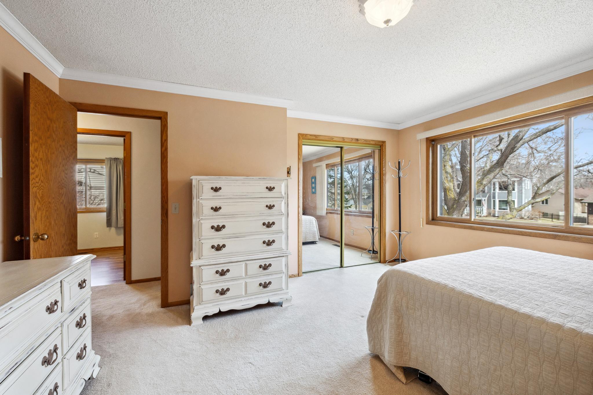 5015 Norwood Lane, Plymouth, Minnesota image 19