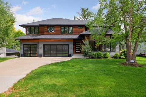 Homes For Sale - 3516 W Fuller Street<br/> Edina, MN 55410