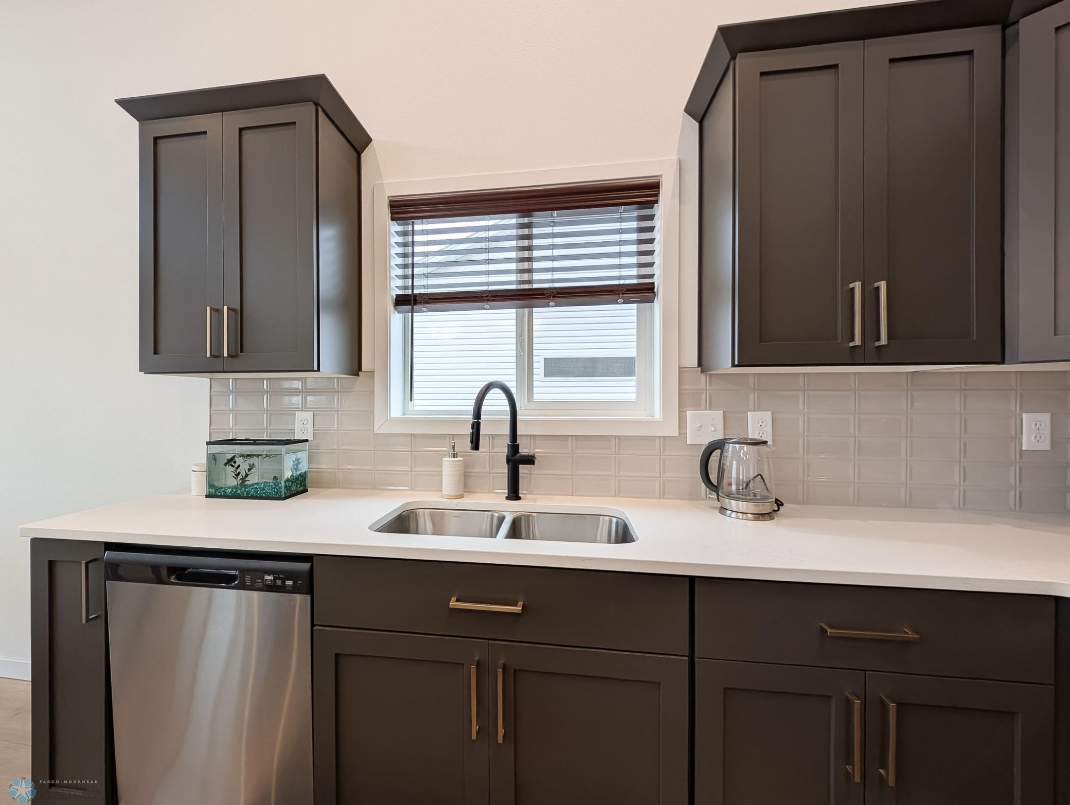 1192 Marlys Drive, West Fargo, North Dakota image 31