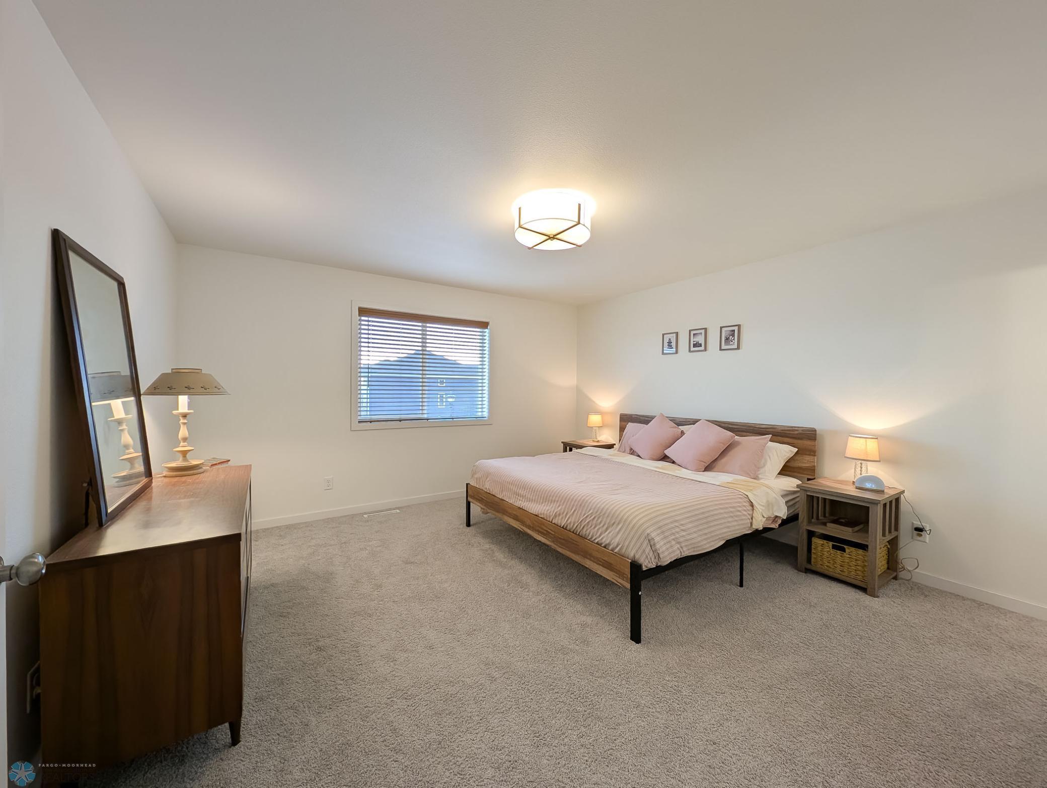 1192 Marlys Drive, West Fargo, North Dakota image 34
