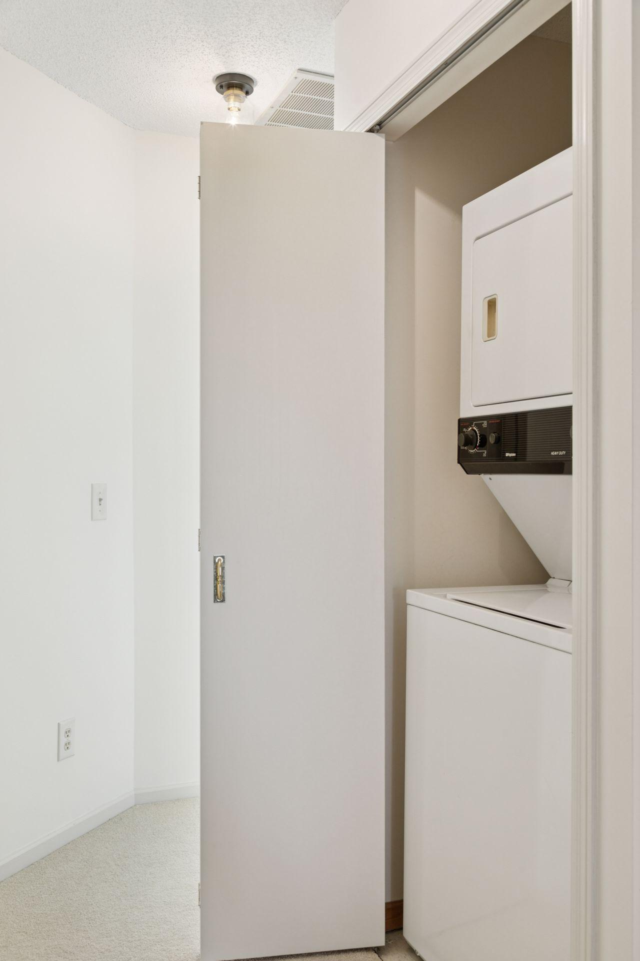 2564 Concord Way, Mendota Heights, Minnesota image 20