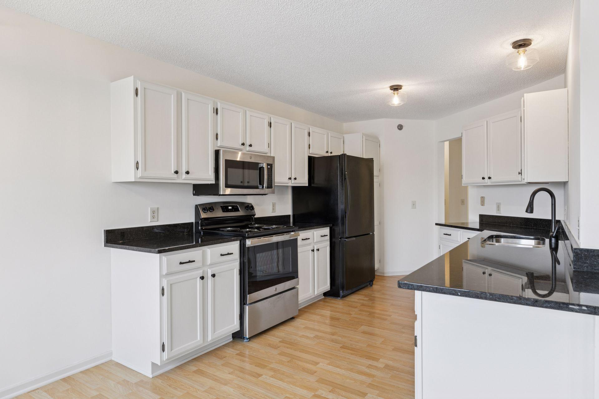 2564 Concord Way, Mendota Heights, Minnesota image 10