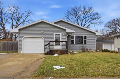 Homes For Sale - 813 17th Street<br/> Fargo, ND 58103